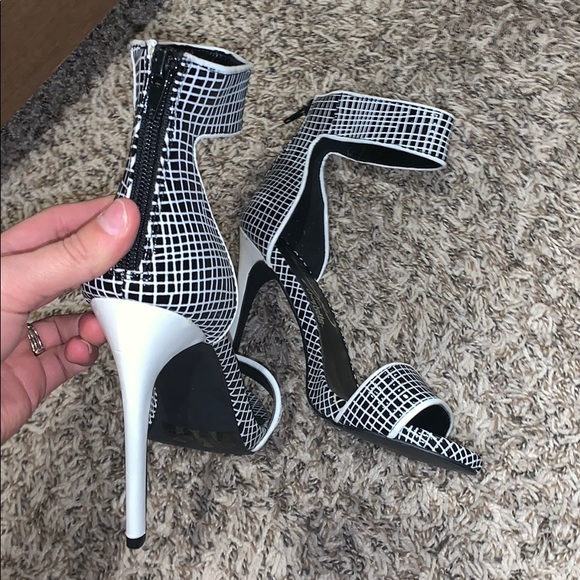 Charlotte Russe Shoes - High heel